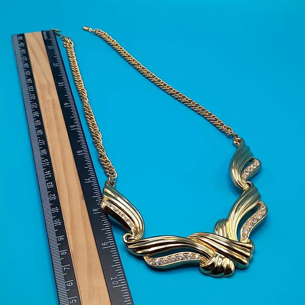 Vintage Avon Rhinestone Necklace, Billy Dee Williams Undeniable Book Piece 1991